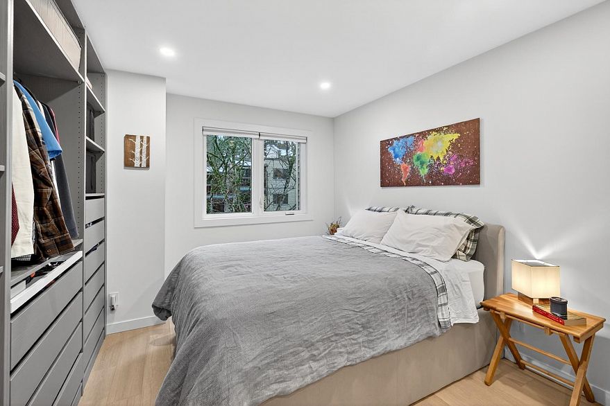 314 1429 E 4th Avenue