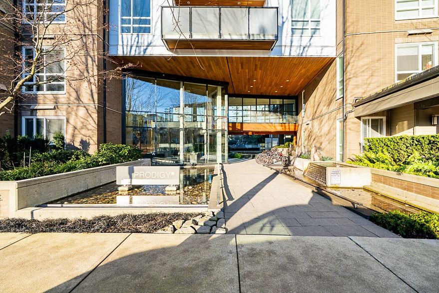 PH1 6033 Gray Avenue