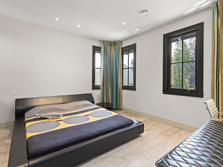 6448 Macdonald Street