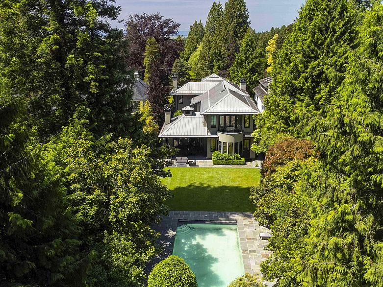 6448 Macdonald Street