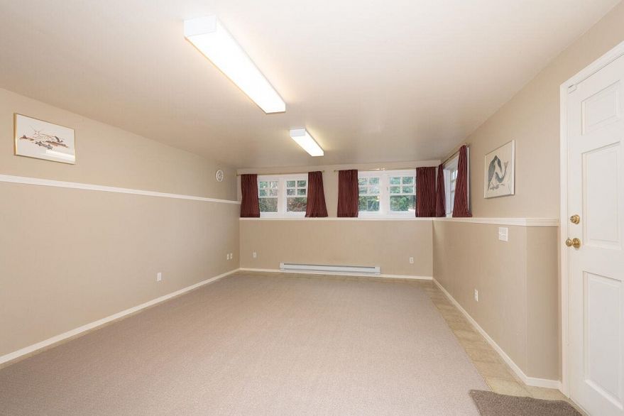 4825 Connaught Drive