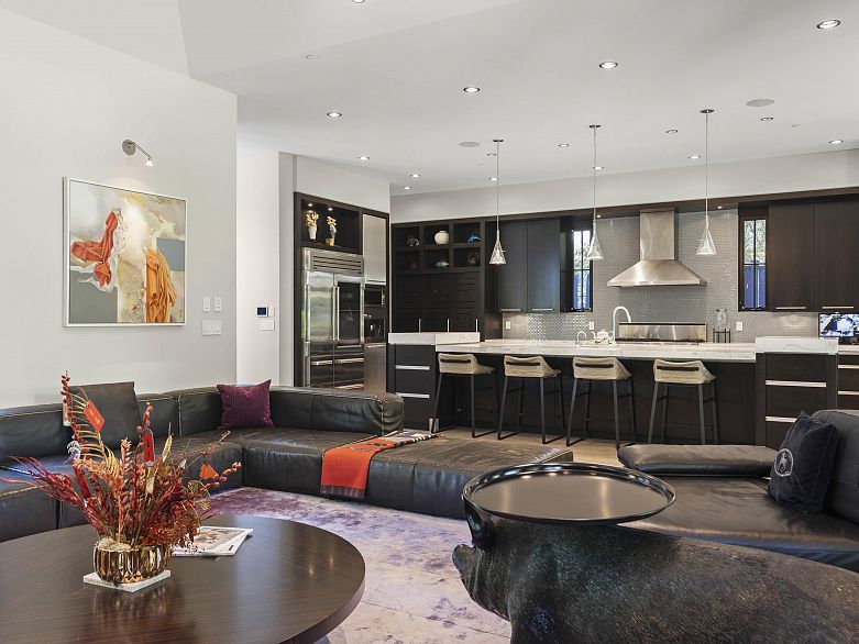 6448 Macdonald Street