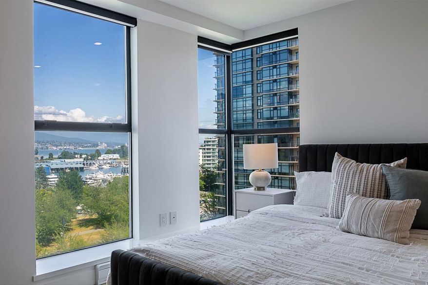 1001 1888 Alberni Street