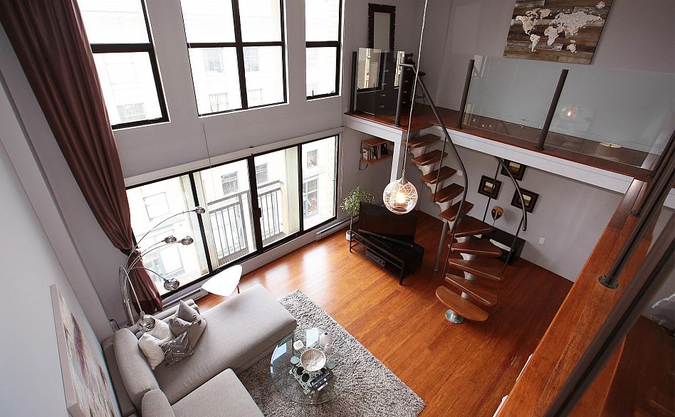 511 22 E Cordova Street