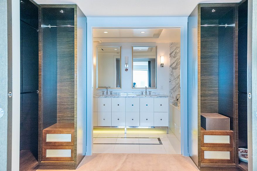 4101 667 Howe Street