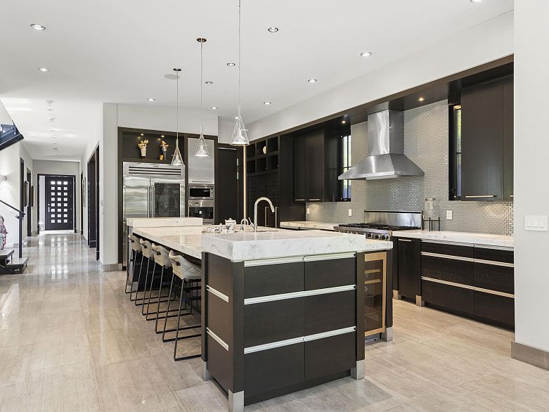 6448 Macdonald Street