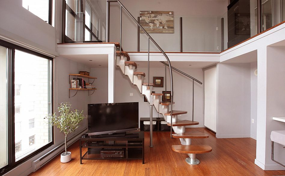 511 22 E Cordova Street