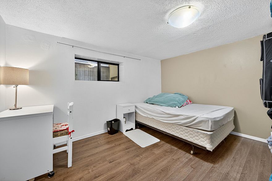 3838 Inverness Street