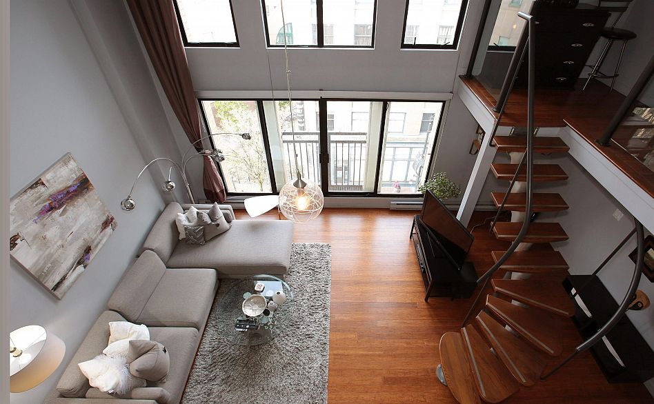 511 22 E Cordova Street