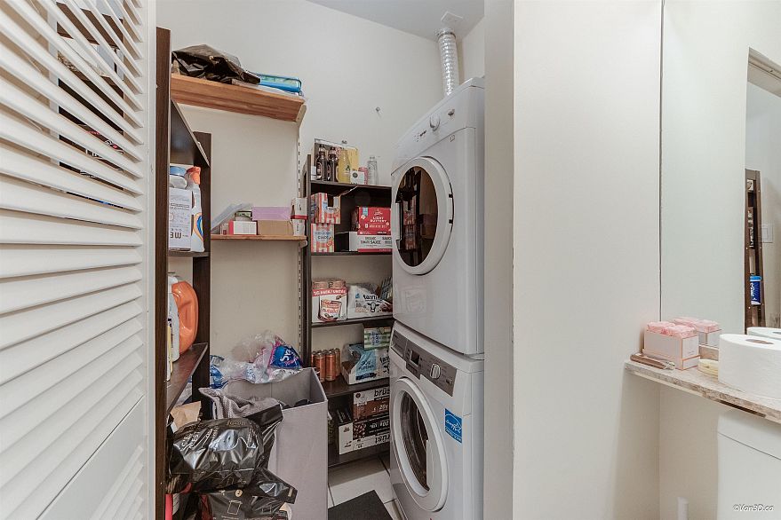 2602 1500 Hornby Street