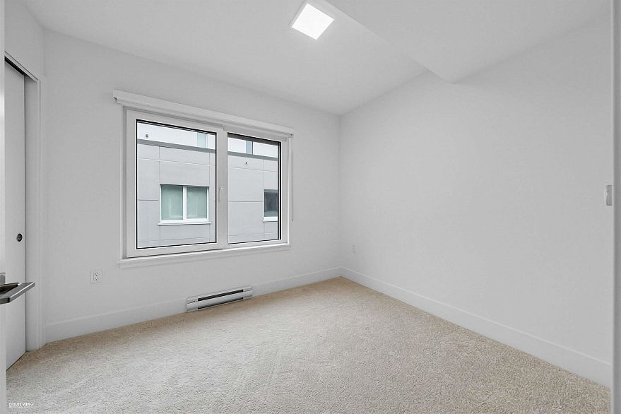 202 2075 E 1st Avenue