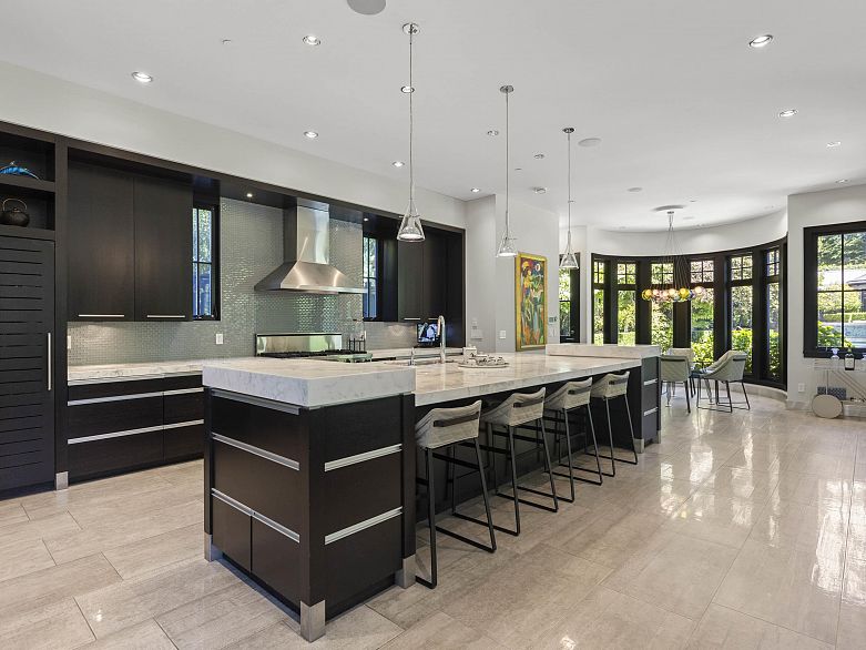 6448 Macdonald Street