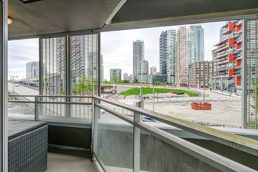 607 1372 Seymour Street