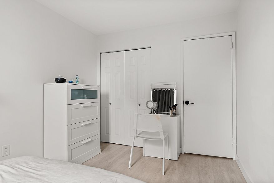 806 1250 Burnaby Street