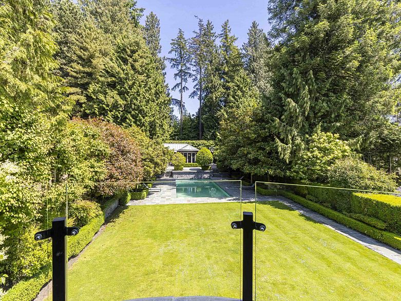 6448 Macdonald Street