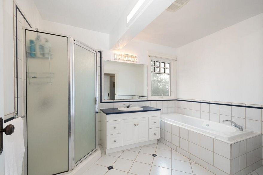 4825 Connaught Drive