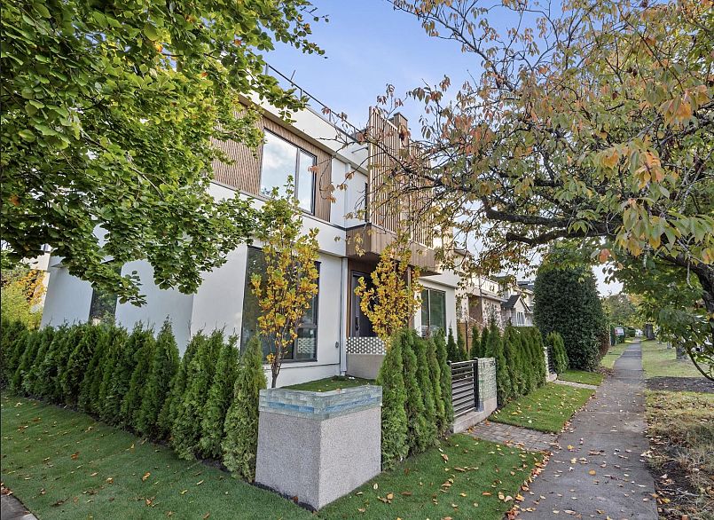 1 1595 W 66th Avenue