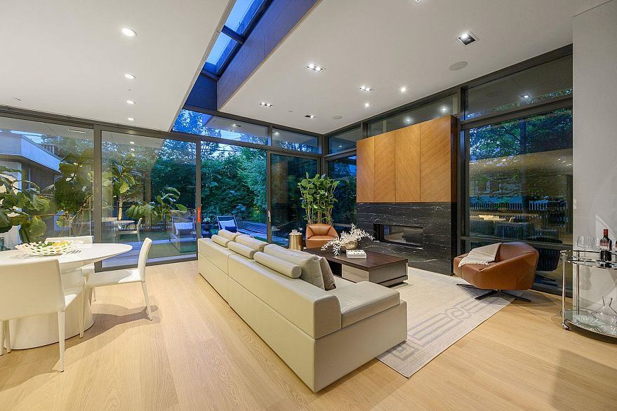 4988 Chancellor Boulevard