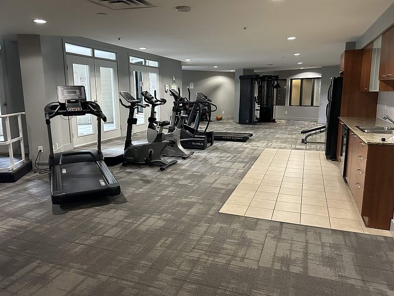 418 4028 Knight Street