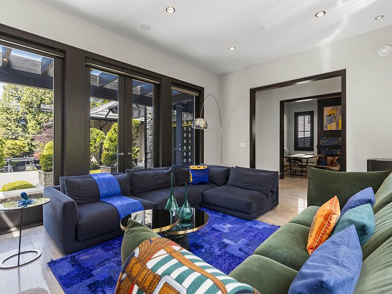 6448 Macdonald Street