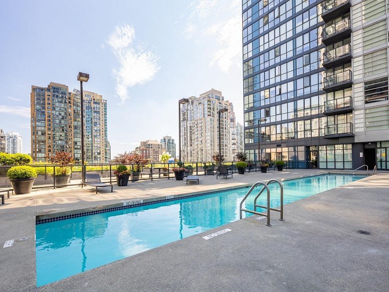 1104 1155 Seymour Street