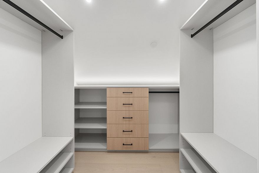 1 1945 E 13th Avenue