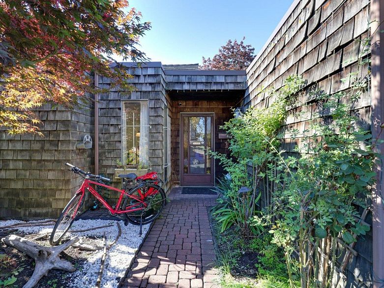 7847 Marchwood Place