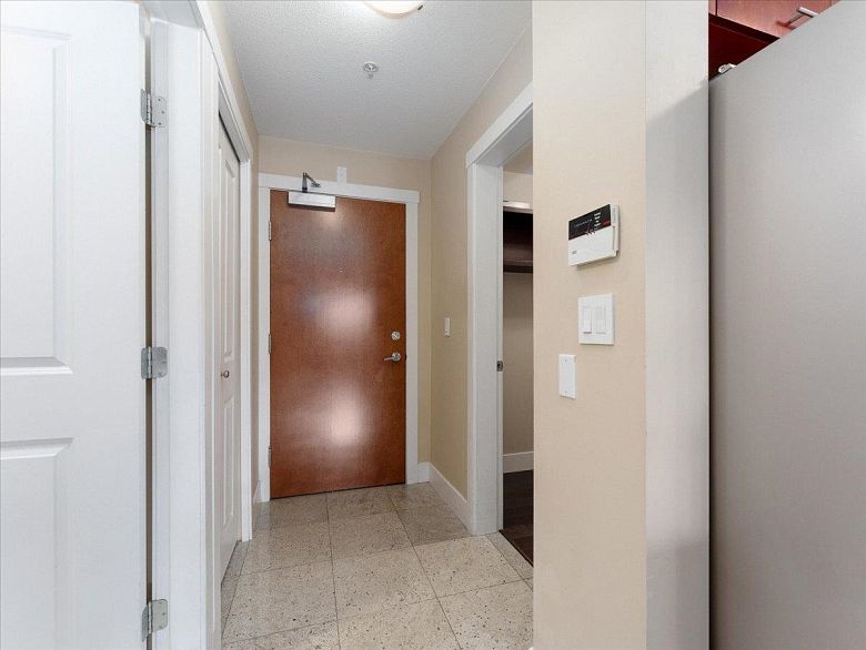 306 3839 W 4th Avenue