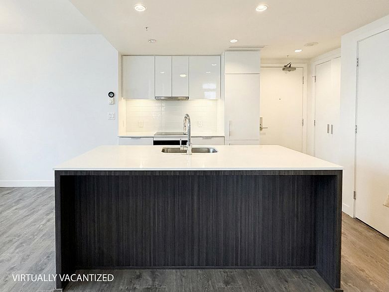 2207 1308 Hornby Street