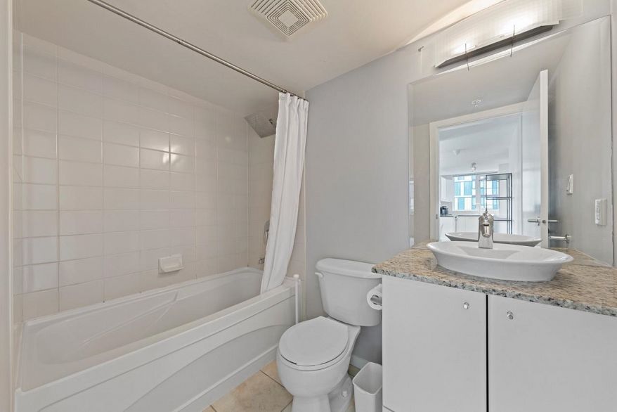 1104 1155 Seymour Street