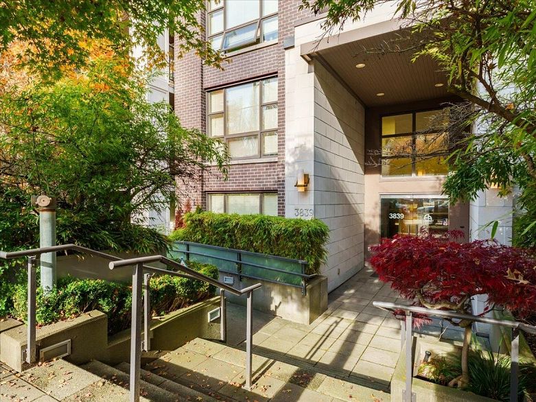 306 3839 W 4th Avenue