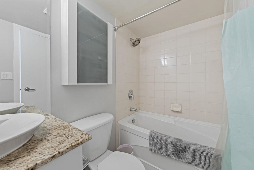 1104 1155 Seymour Street