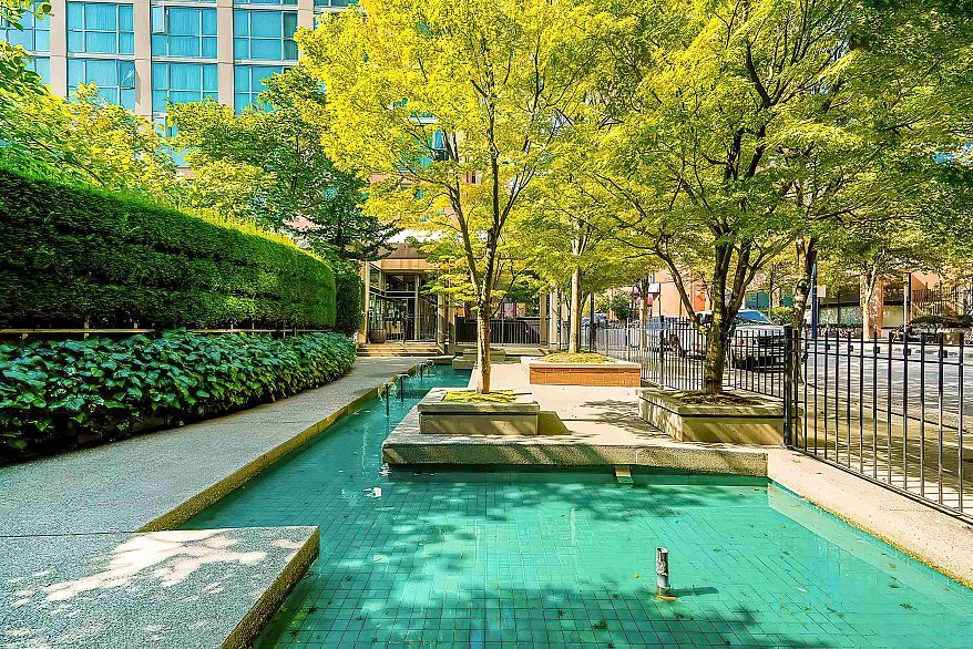 2303 1188 Howe Street