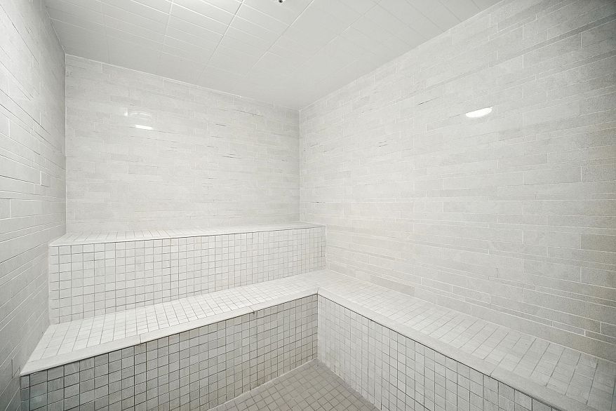 1502 8588 Cornish Street