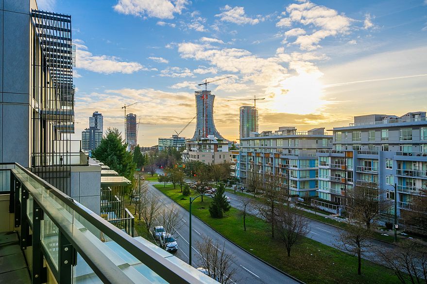 506 5212 Cambie Street