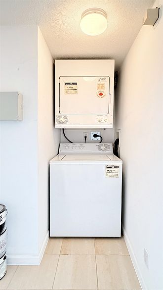 1705 1228 Marinaside Crescent