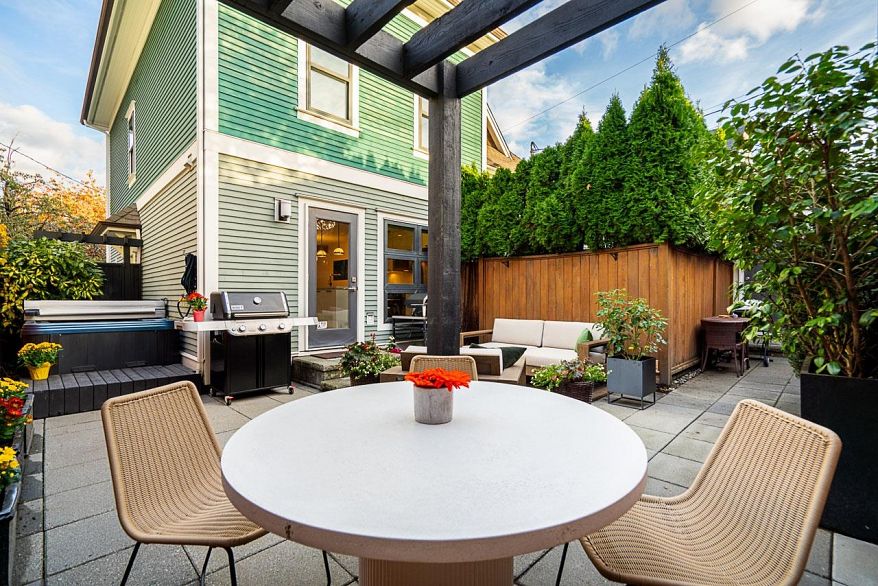 1915 Templeton Drive