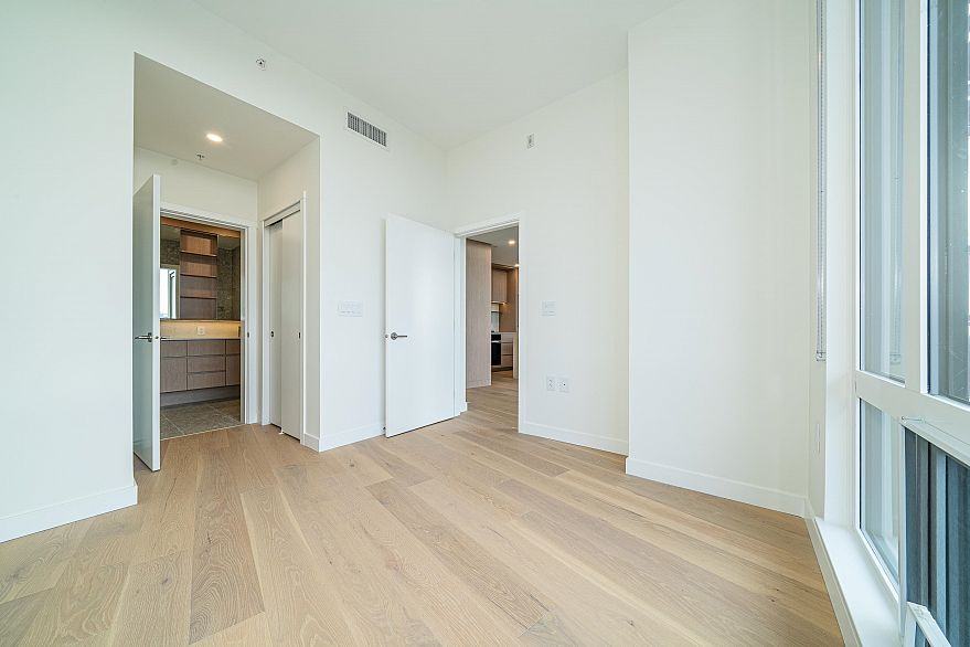 606 5212 Cambie Street