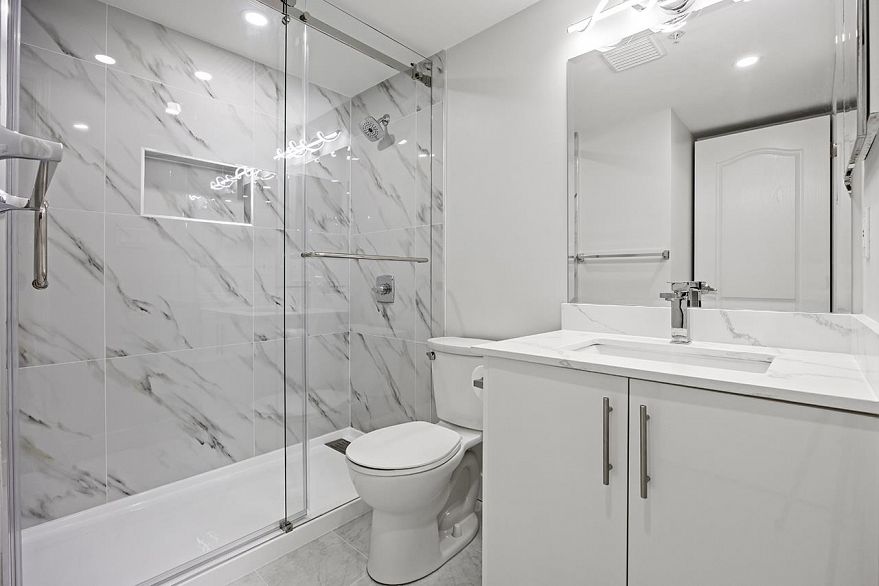 311 3489 Ascot Place