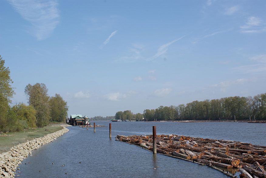 2162 E Kent Avenue South