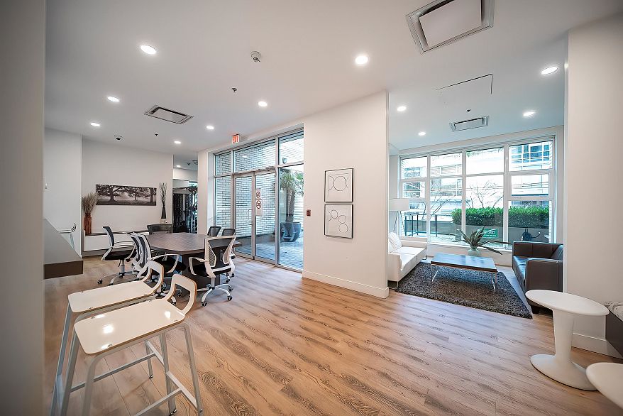 1403 1252 Hornby Street