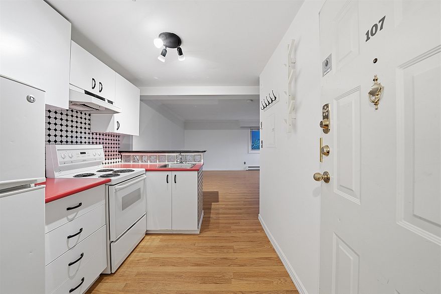 107 1940 Barclay Street