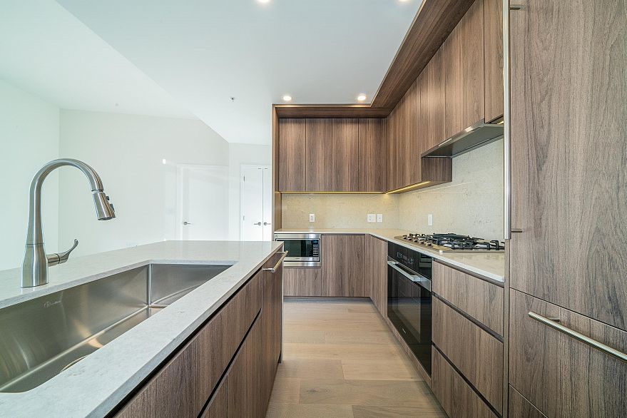 506 5212 Cambie Street