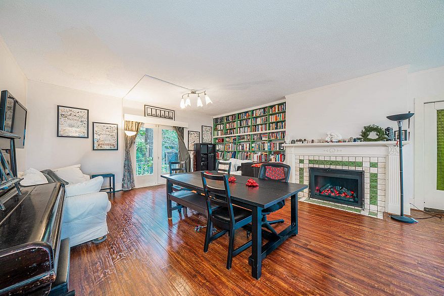 1989 W King Edward Avenue