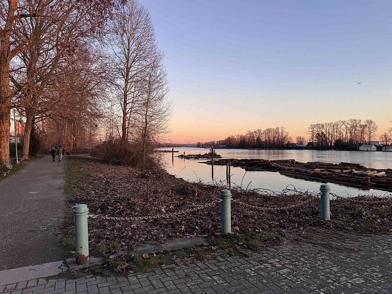 1001 2733 Chandlery Place