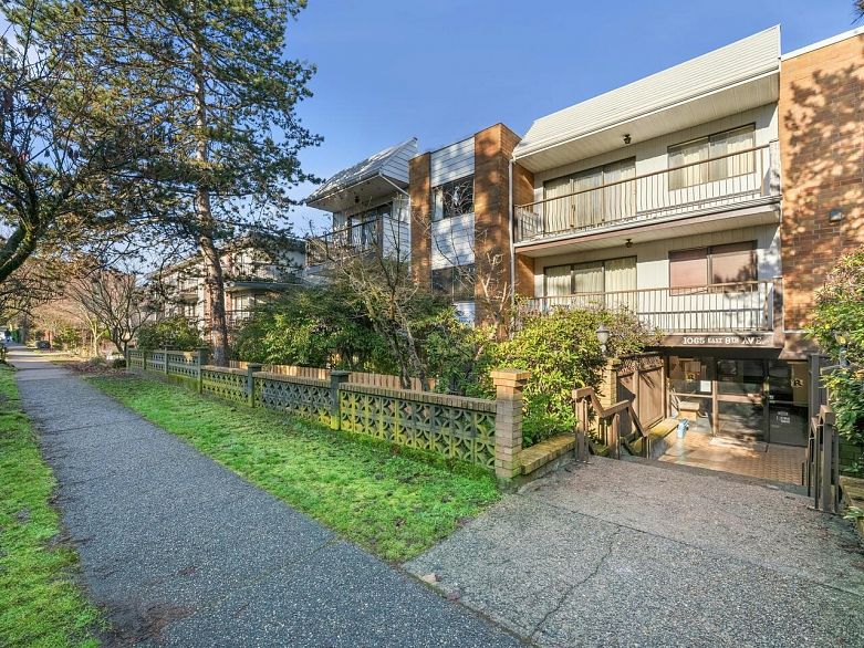 206 1065 E 8th Avenue