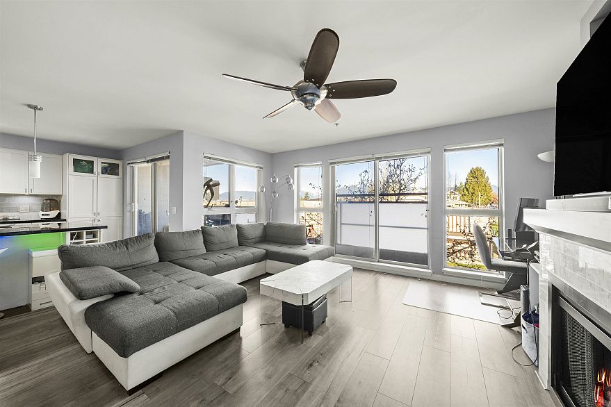 317 405 Skeena Street