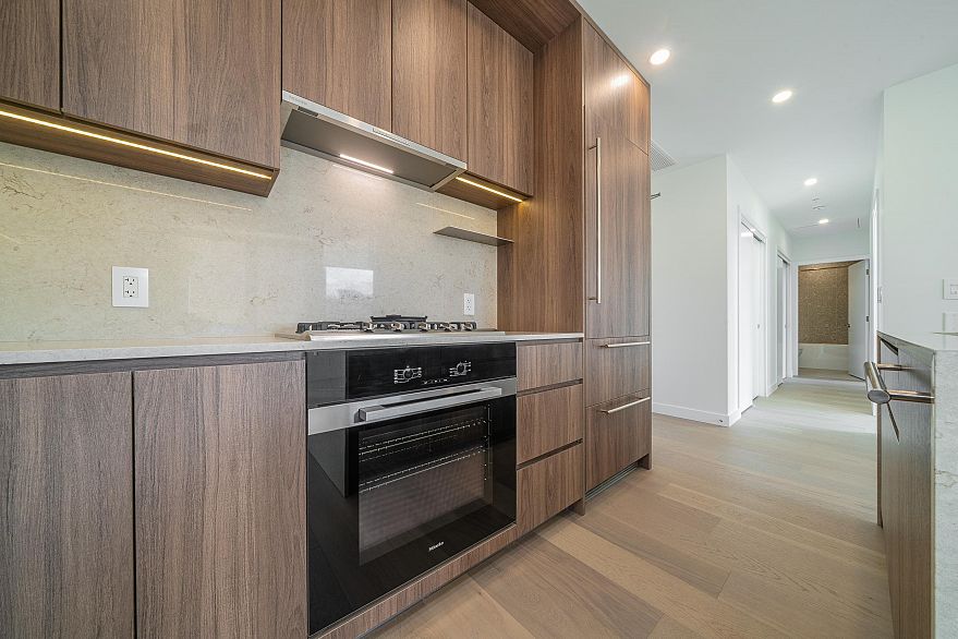 506 5212 Cambie Street