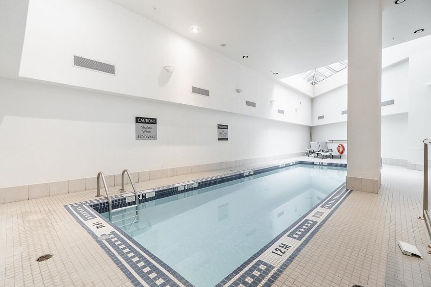 1705 1228 Marinaside Crescent