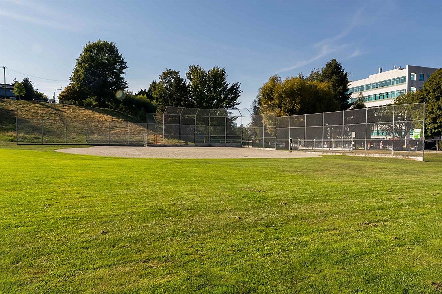 808 756 Great Northern Way